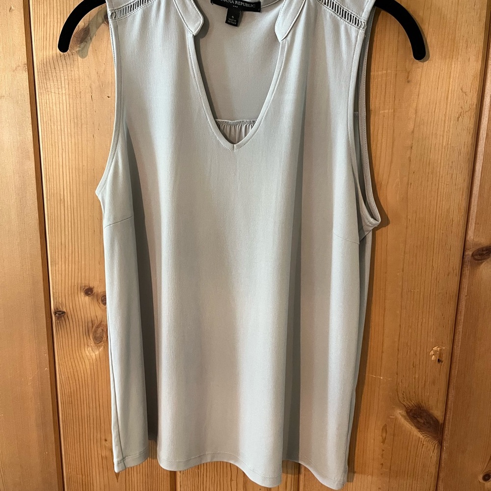 Banana Republic Light Gray Sleeveless Tank Top
